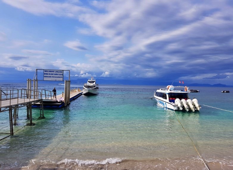 naik kapal ferry ke pulau nusa penida Bali