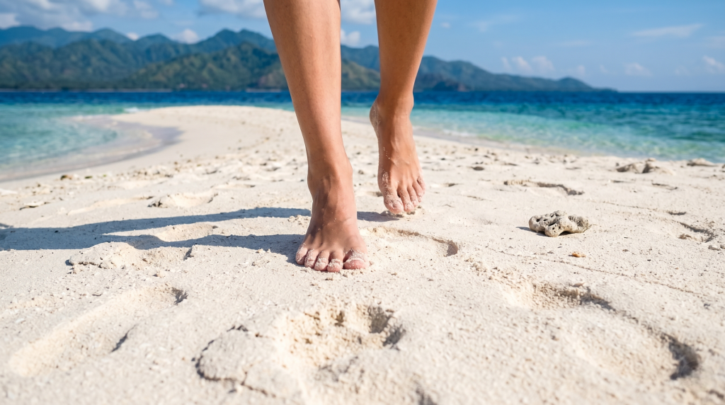 pasir putih di gili sumberkima